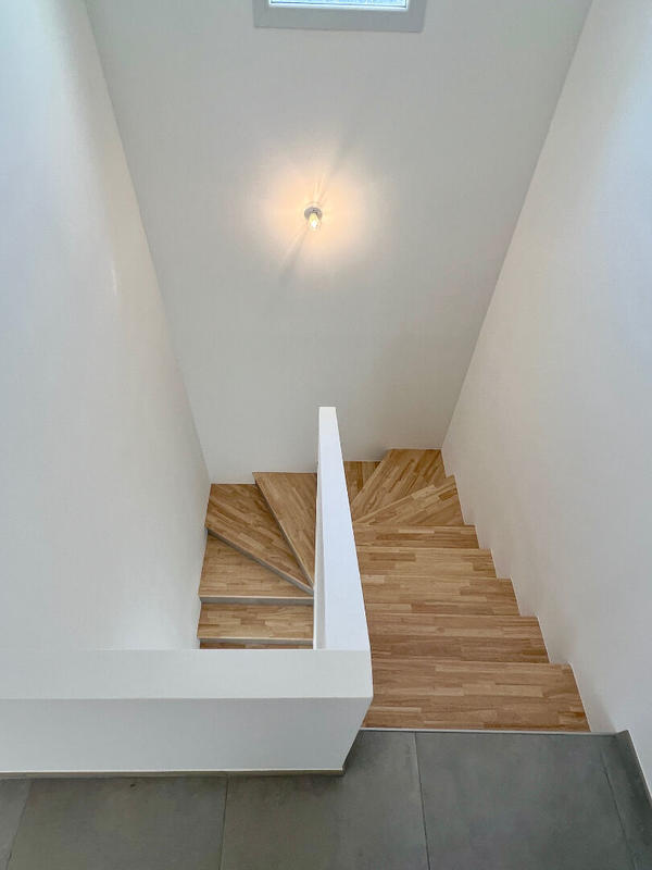 Maison - 99 m² - 4 pièces