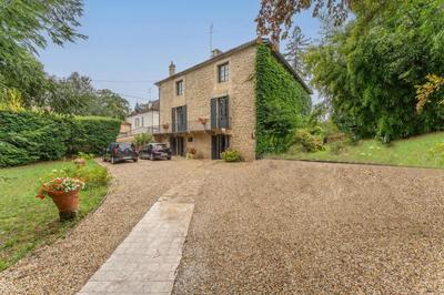 Maison de maîtres - 346 m² - 10 pièces