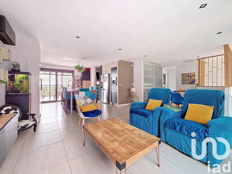 Maison - 168 m² - 8 pièces