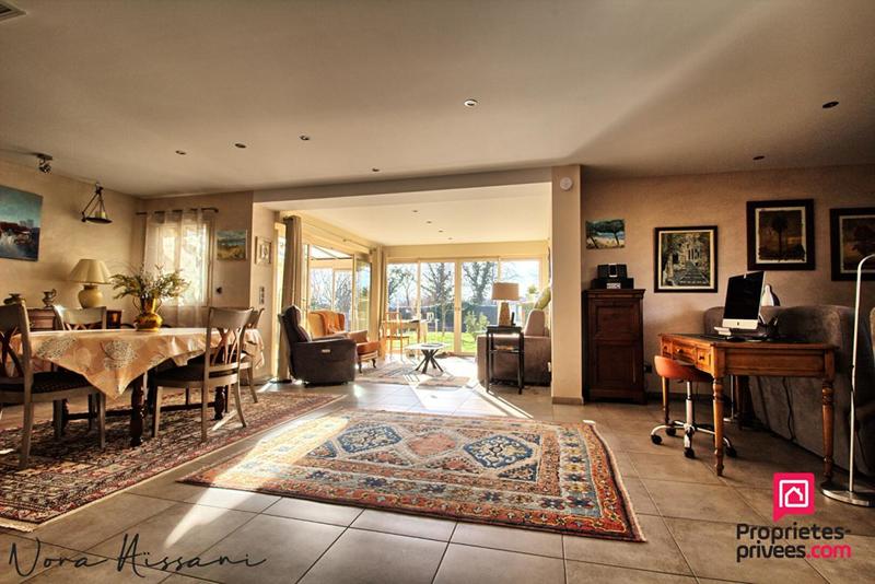 Maison - 195 m² - 6 pièces