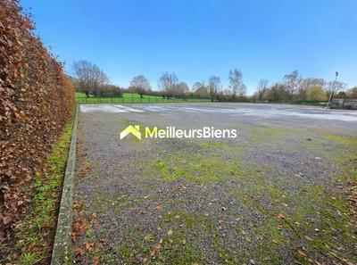 Terrain constructible - 3 187 m²
