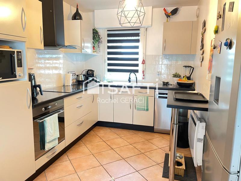 Duplex - 94 m² - 5 pièces