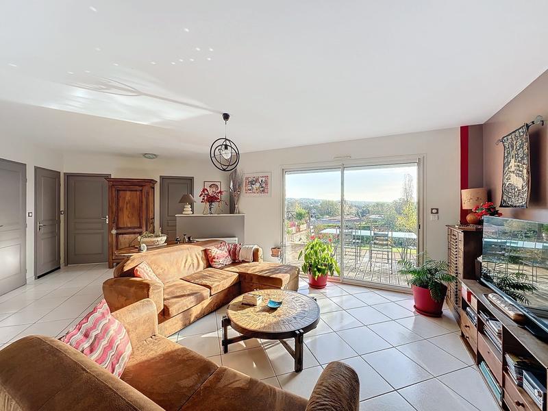 Maison contemporaine - 122 m² - 5 pièces