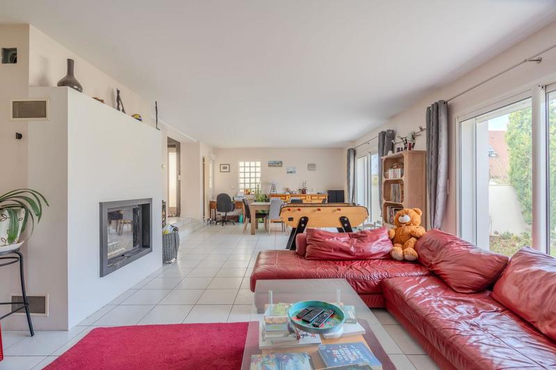 Maison - 157 m² - 7 pièces