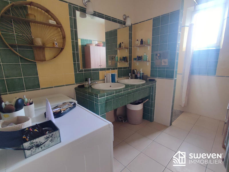 Maison traditionnelle - 119 m² - 5 pièces