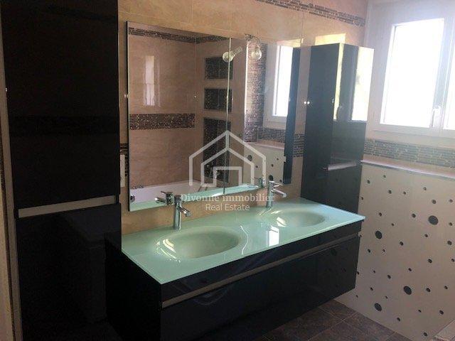 Appartement - 115 m² - 4 pièces