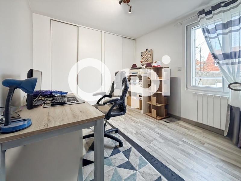 Maison - 83 m² - 4 pièces