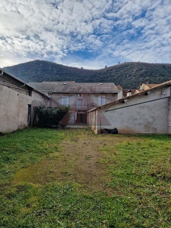 Local d'activités - 270 m² - 8 pièces