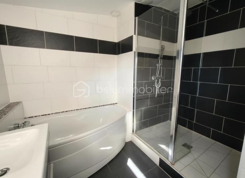 Maison - 89 m² - 4 pièces