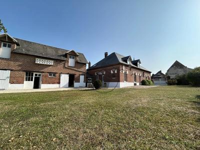 Maison - 202 m² - 8 pièces