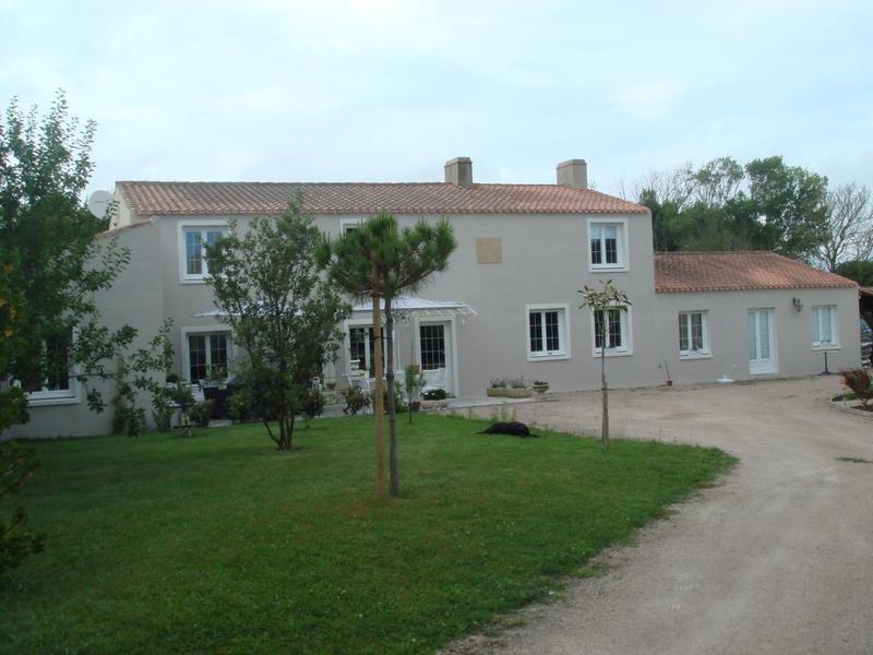 Maison - 297 m² - 6 pièces