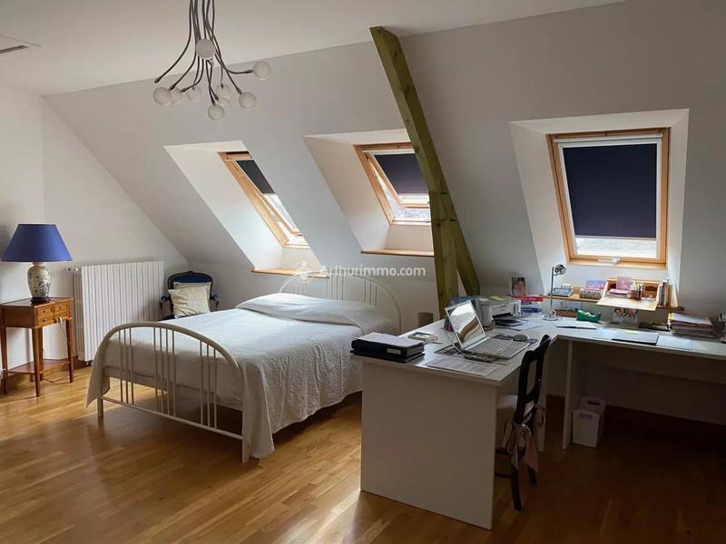 Maison - 180 m² - 6 pièces