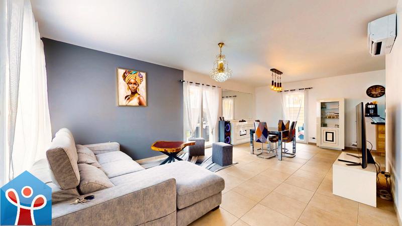 Maison - 88 m² - 4 pièces