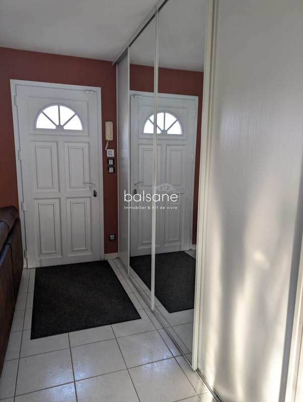 Maison traditionnelle - 90 m² - 5 pièces