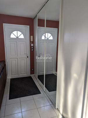 Maison traditionnelle - 90 m² - 5 pièces