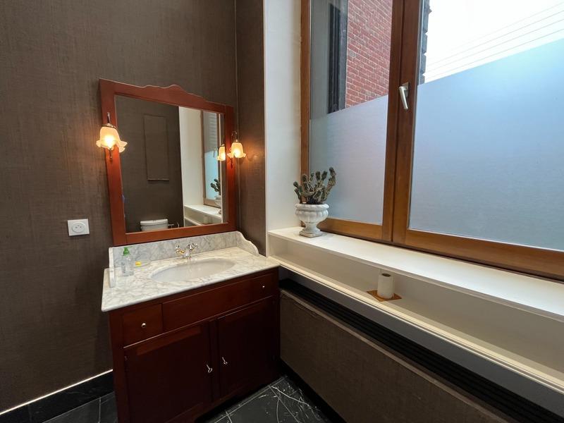 Maison bourgeoise - 326 m² - 9 pièces