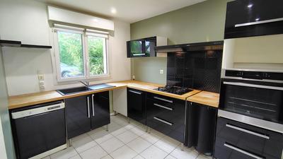 Maison - 103 m² - 5 pièces