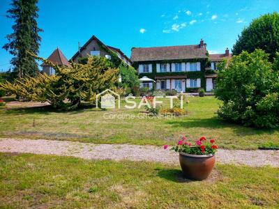 Maison - 323 m² - 11 pièces