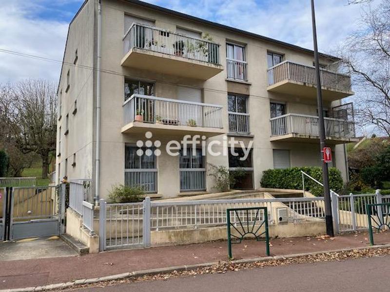 Appartement - 81 m² - 3 pièces