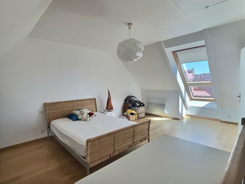 Maison - 212 m² - 5 pièces