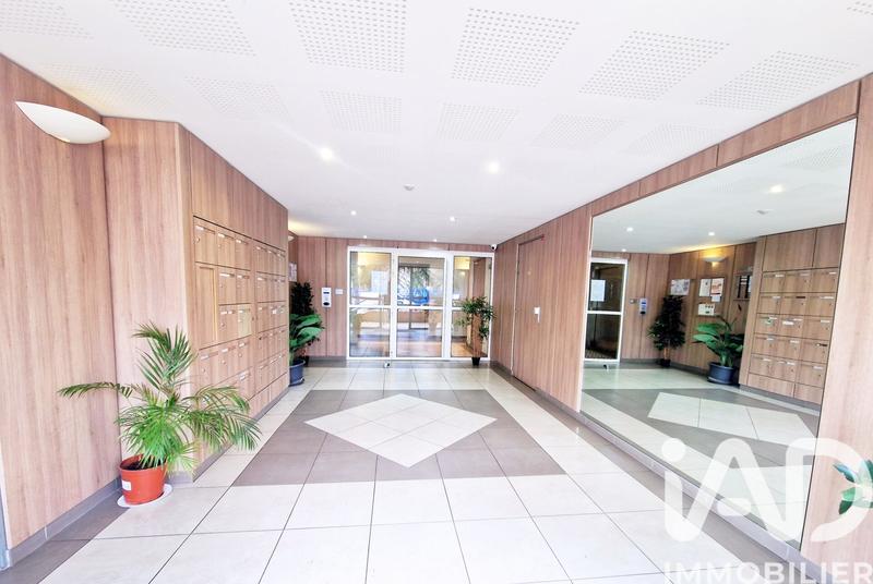 Appartement - 84 m² - 4 pièces