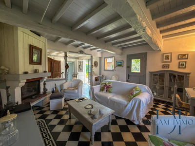 Maison - 190 m² - 5 pièces