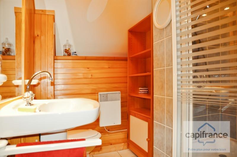 Maison - 210 m² - 7 pièces