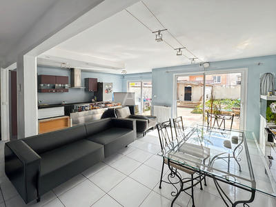 Maison - 100 m² - 5 pièces