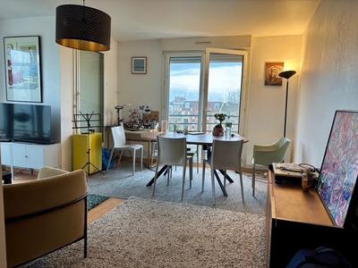 Appartement - 79 m² - 4 pièces