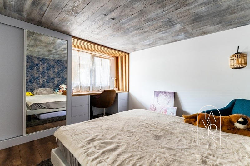 Appartement - 155 m² - 7 pièces