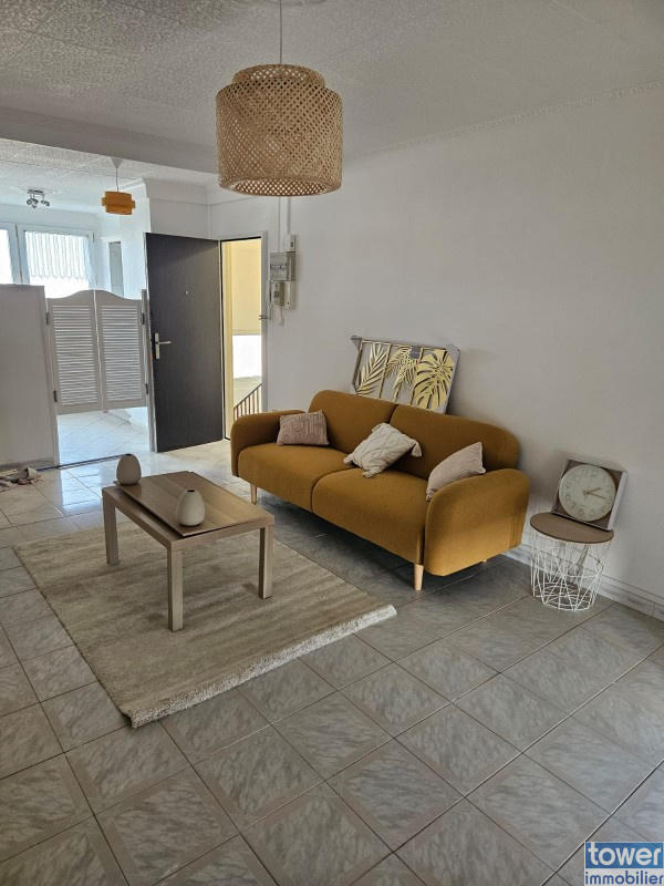 Appartement - 90 m² - 5 pièces