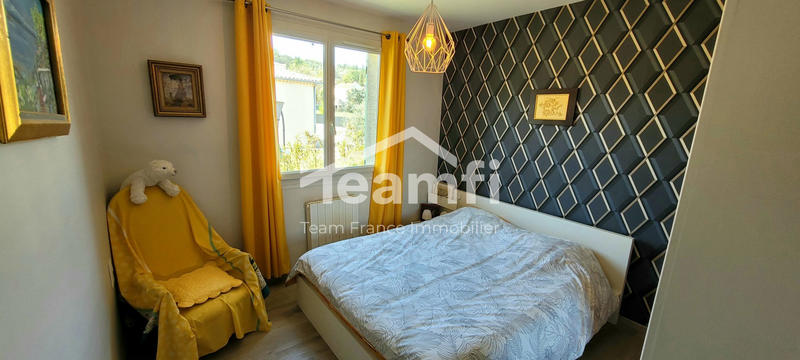 Maison - 128 m² - 6 pièces