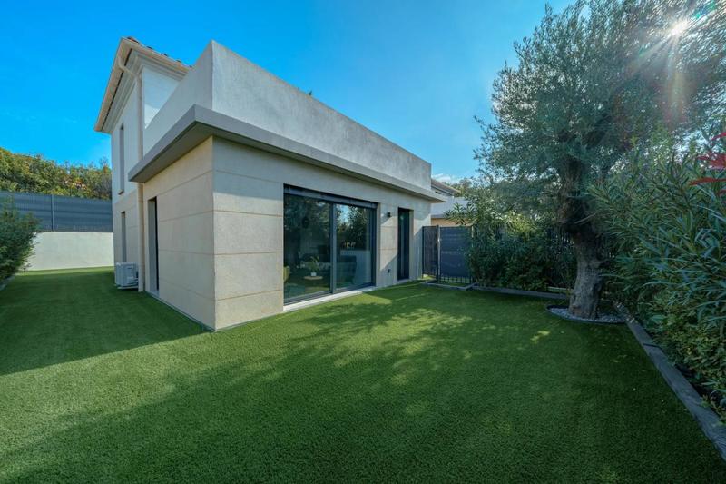 Maison - 82 m² - 4 pièces