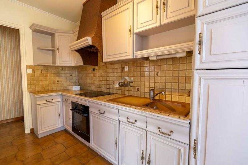 Maison - 92 m² - 4 pièces