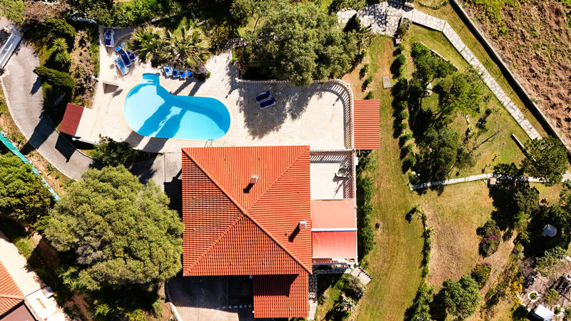 Villa - 249 m² - 11 pièces