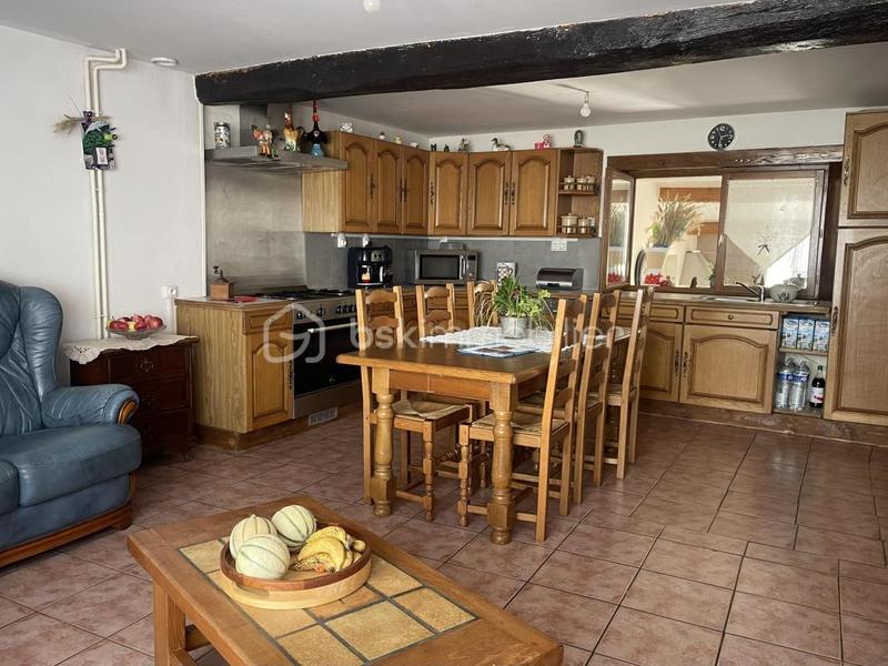 Maison ancienne - 142 m² - 6 pièces