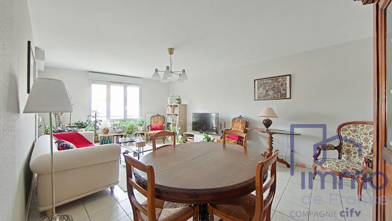 Appartement - 87 m² - 4 pièces