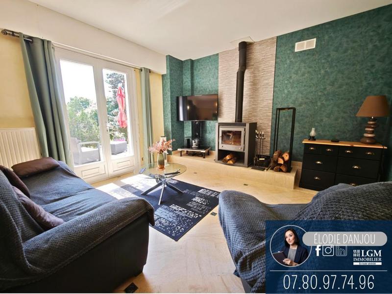 Maison - 180 m² - 6 pièces