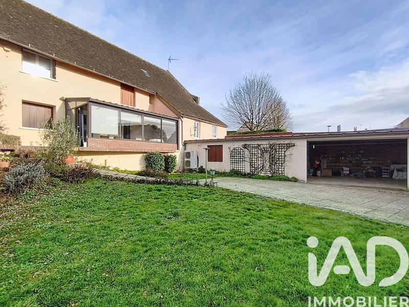 Maison de village - 205 m² - 9 pièces
