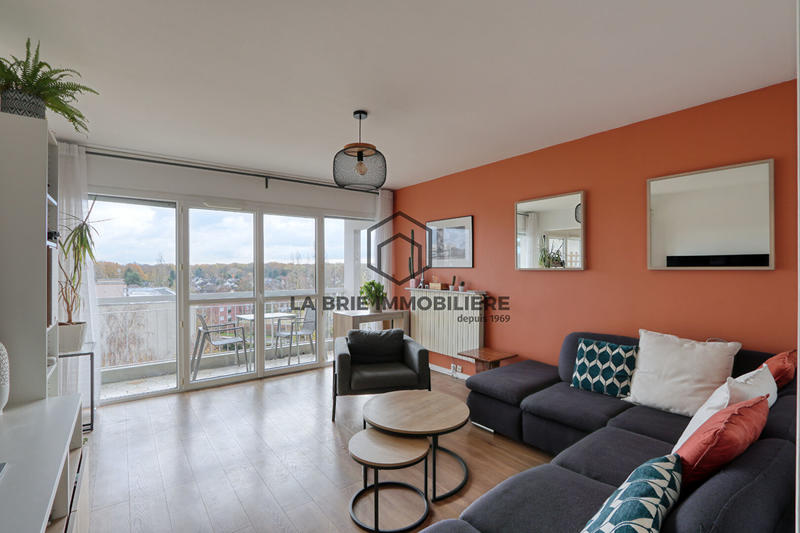 Appartement - 77 m² - 4 pièces