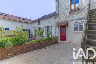 Maison - 94 m² - 4 pièces