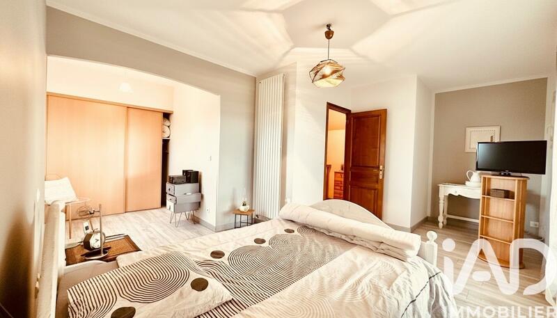 Maison - 137 m² - 4 pièces