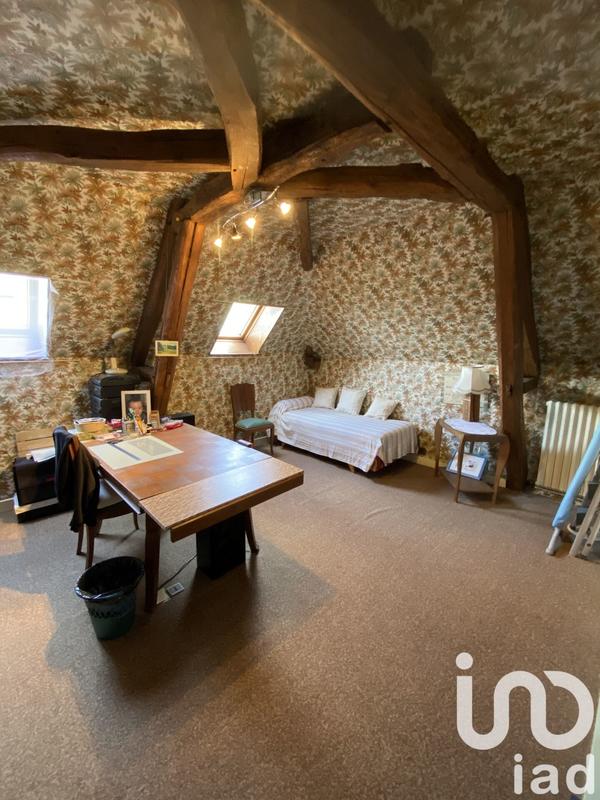 Maison - 212 m² - 8 pièces