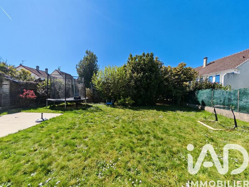 Maison - 88 m² - 6 pièces