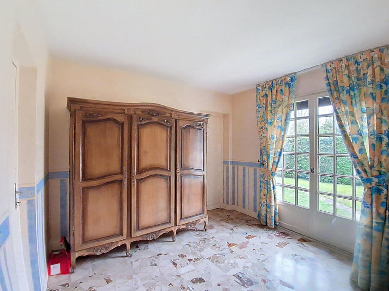 Maison - 104 m² - 7 pièces