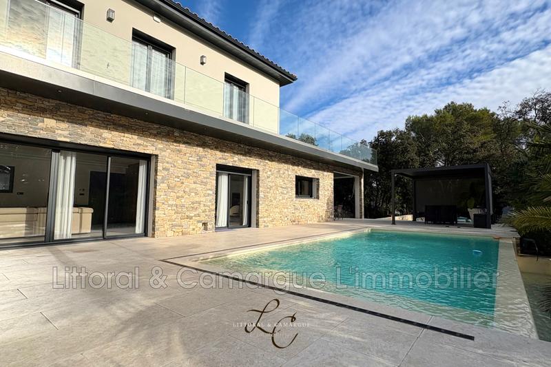 Maison contemporaine - 190 m² - 6 pièces