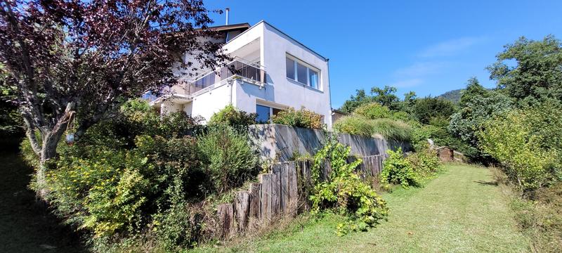 Maison - 250 m² - 9 pièces