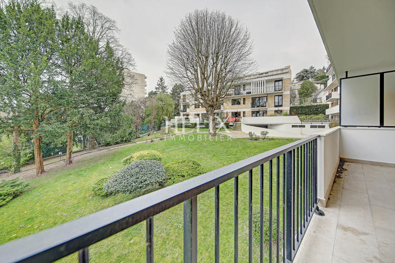 Appartement - 93 m² - 4 pièces