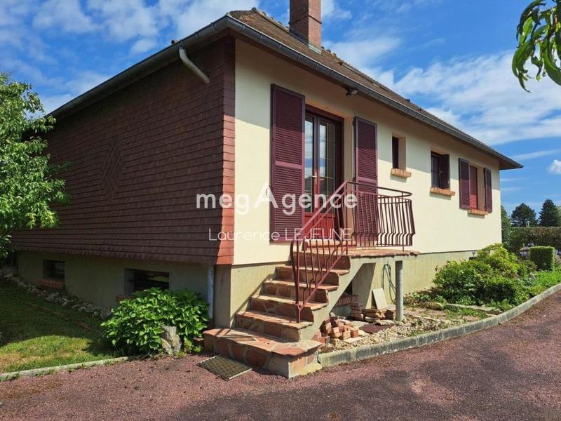 Maison traditionnelle - 140 m² - 6 pièces