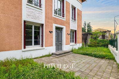 Appartement - 86 m² - 4 pièces